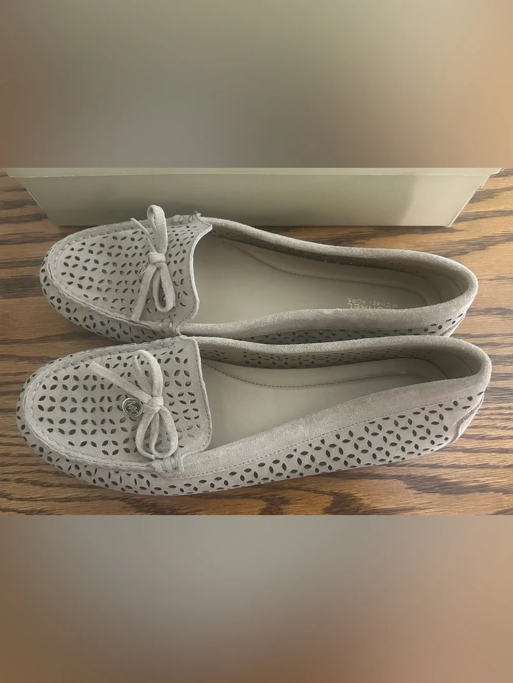 Michael Kors Olivia Women’s Laser-Cut Bow Loafers in Light Tan/Khaki